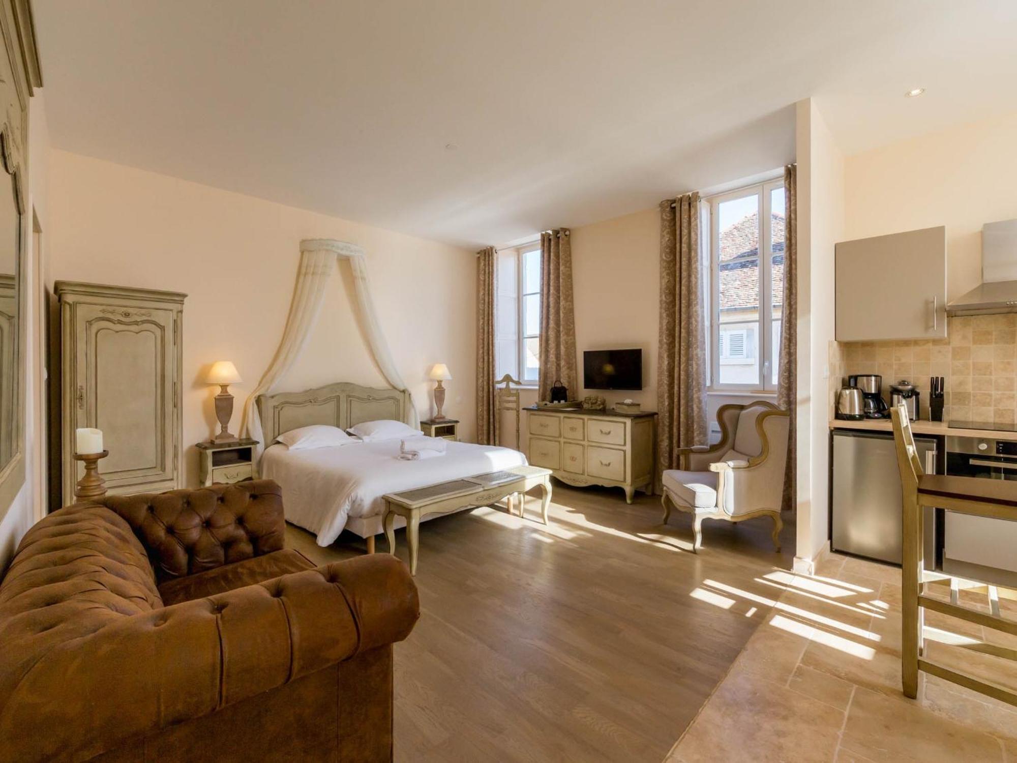 Le Cara - 4 Appartements Calmes Et Chics Au Coeur De Beaune 본느 객실 사진