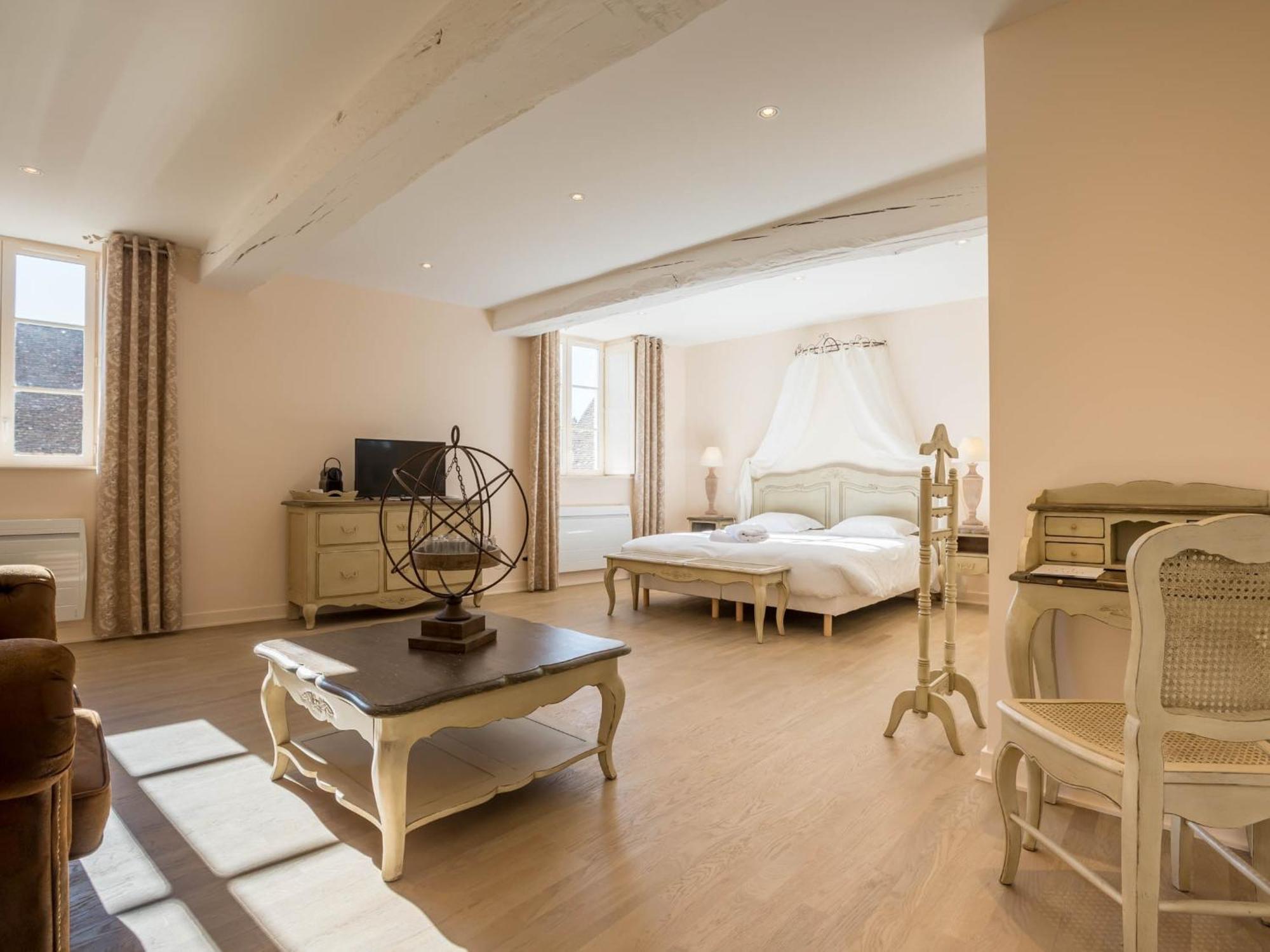 Le Cara - 4 Appartements Calmes Et Chics Au Coeur De Beaune 본느 객실 사진